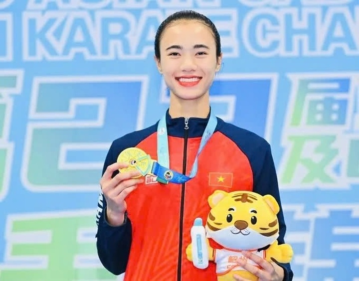 Two Vietnamese karatekas to compete in world championships qualifiers - 1