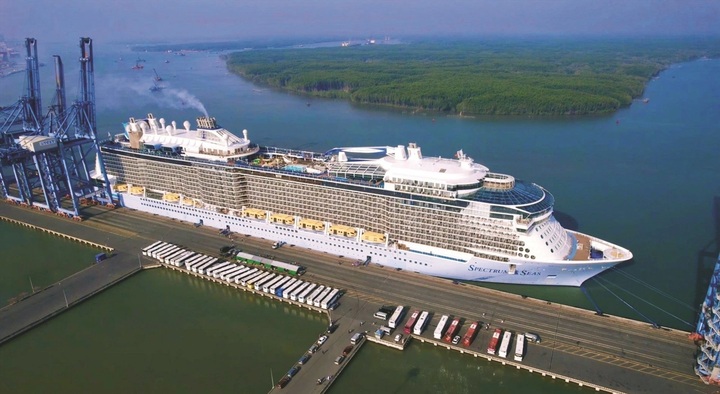 Cruise ships may skip Ho Chi Minh City due to lack of facilities - 1 Cruise ships may skip Ho Chi Minh City due to lack of facilities - 1