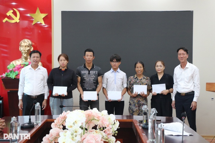 Dantri readers continue supporting storm-hit Nghe An - 1