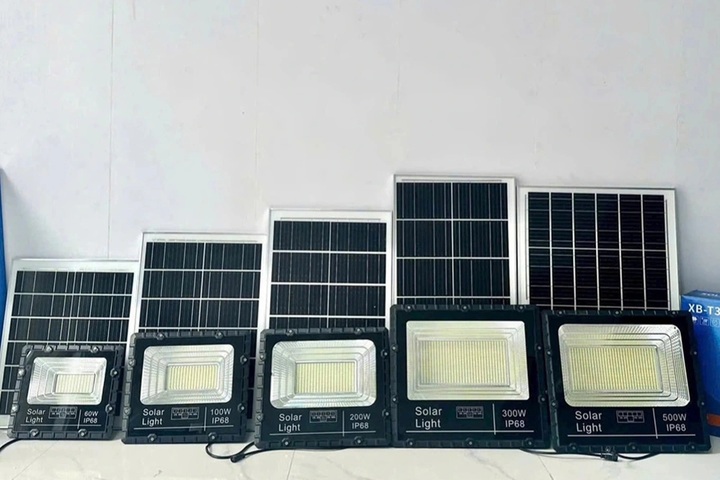 Mountain school in Nghe An receives essential supplies after floods - 3 Mountain school in Nghe An receives essential supplies after floods - 3