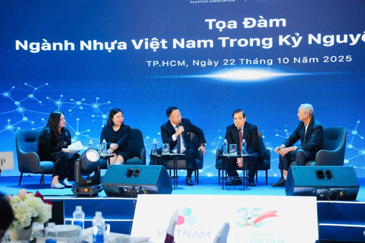 Vietnam Plastics Association celebrates 35 years of growth and innovation - 1