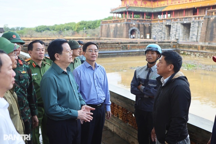 Hue Imperial Citadel reopens to visitors as floods recede - 2