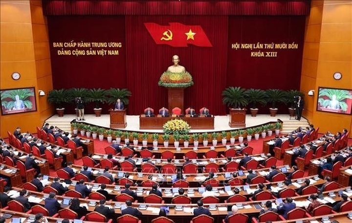 13th Party Central Committee’s 14th plenum opens - 1
