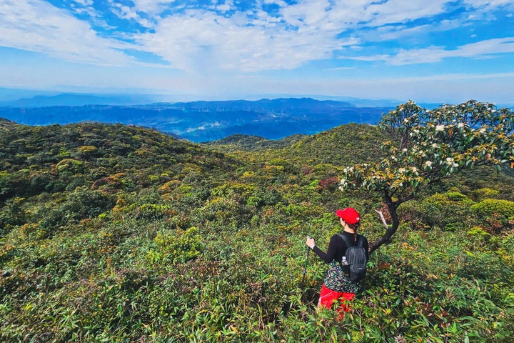 Cloud hunting on the roof of Quang Tri - 7