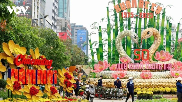 Nguyen Hue flower street to celebrate Lunar New Year 2026 for eight days - 1
