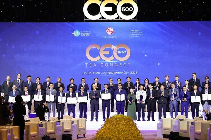 PM outlines Vietnam’s development strategy at CEO500 tea connect - 2 PM outlines Vietnam’s development strategy at CEO500 tea connect - 2