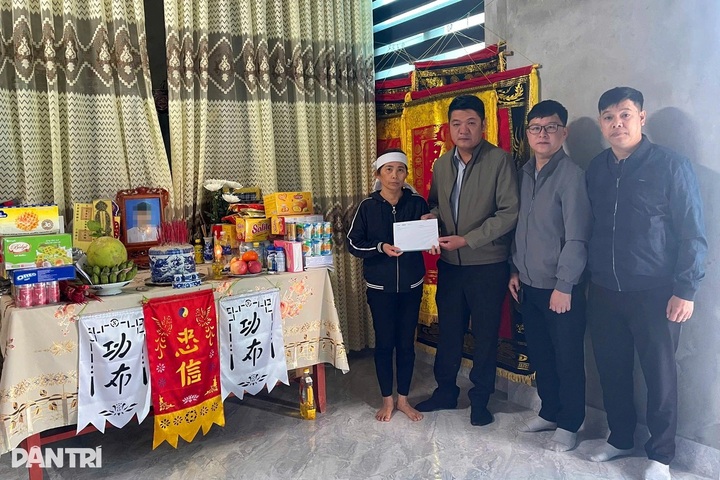 Dantri/Dtinews readers support 11 flood-hit families in Quang Tri - 1