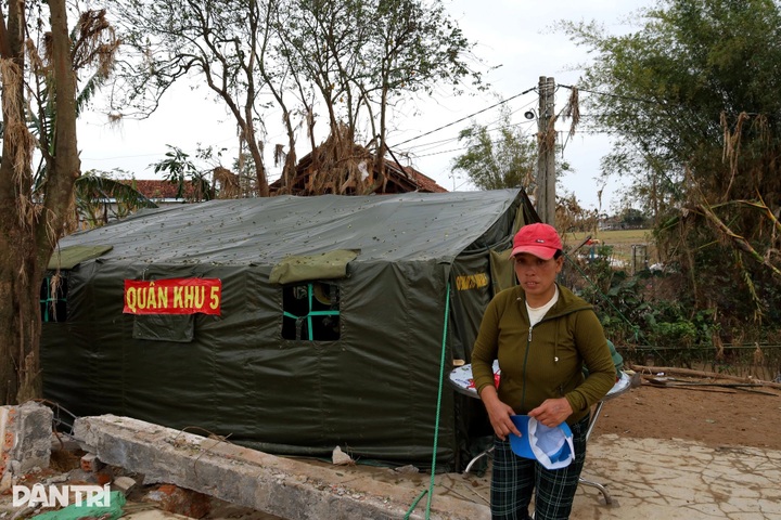 Field tents shelter Dak Lak flood survivors as new homes rise - 5 Field tents shelter Dak Lak flood survivors as new homes rise - 5