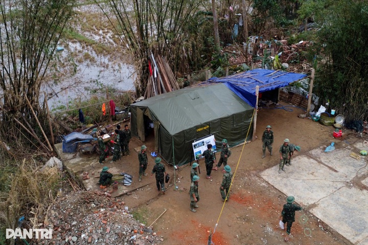 Field tents shelter Dak Lak flood survivors as new homes rise - 6 Field tents shelter Dak Lak flood survivors as new homes rise - 6