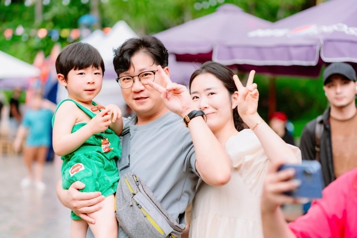 Vietnam emerges as favourite year-end destination for families across Asia - 1
