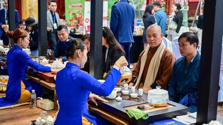 Hue launches first International Tea Festival - 1 Hue launches first International Tea Festival - 1