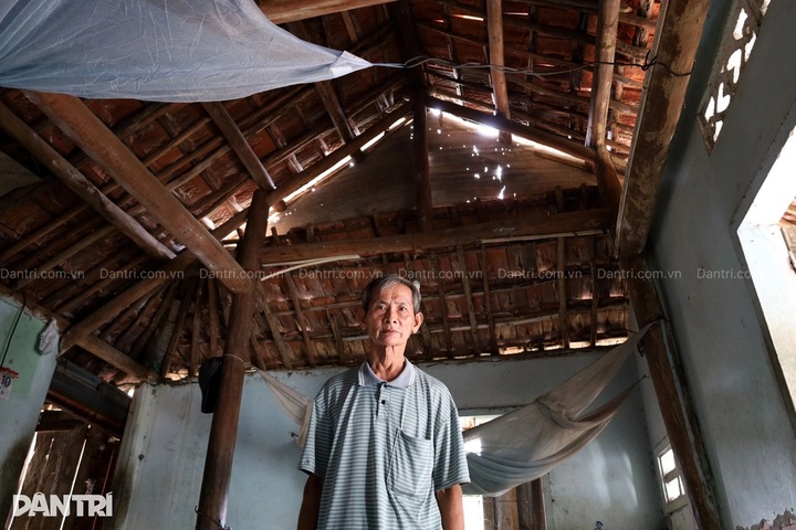 Elderly father seeks help to care for three disabled children - 3