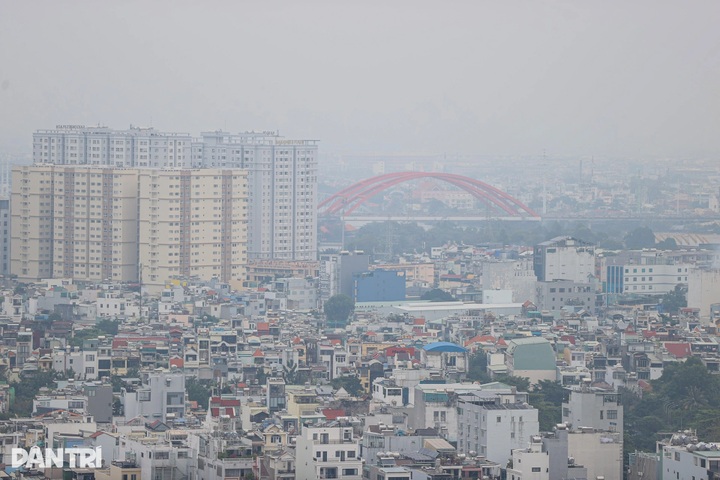 Haze over Ho Chi Minh City raises air quality concerns - 7