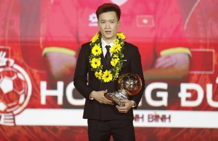 Hoang Duc wins third Vietnam Golden Ball as Dinh Bac claims Silver Ball - 1