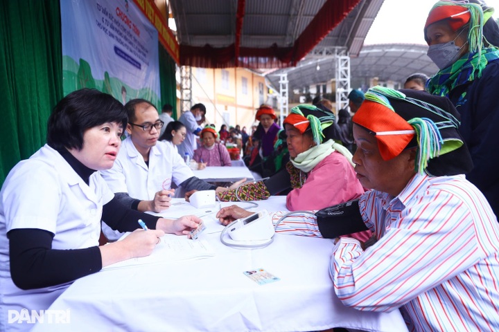Dao community in Tuyen Quang access central healthcare for first time - 3