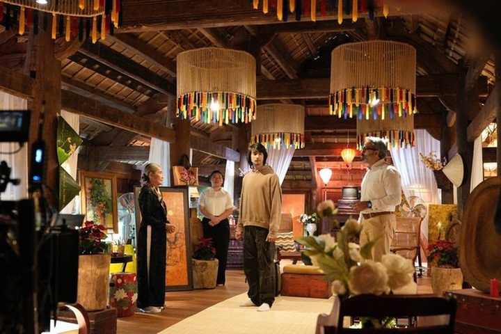 Bollywood filmmakers flock to Vietnam in tourism windfall - 2