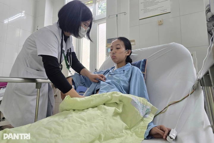 Young woman receives emergency support for heart surgery - 2