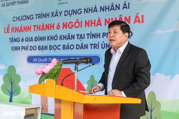 Six poor households in Phu Tho receive new homes with media support - 3
