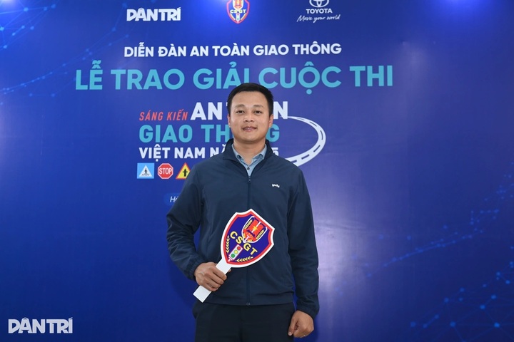 Smart key wins top Vietnam traffic safety innovation prize - 1