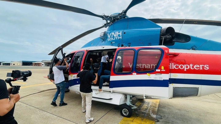 Ho Chi Minh City helicopter sightseeing tours begin regular flights - 1