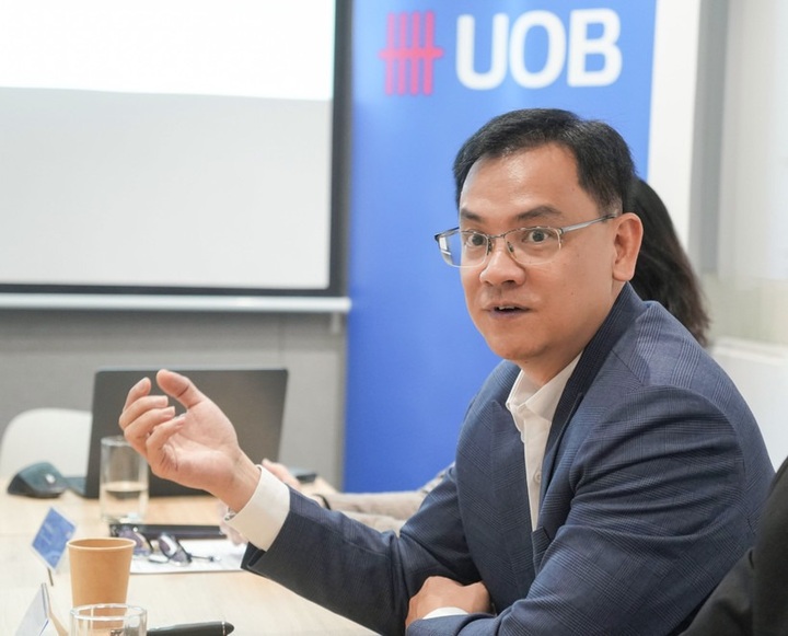 Vietnam outlook resilient despite global uncertainty, says UOB - 1