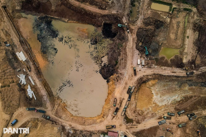 Hanoi steps up flood-control projects - 8