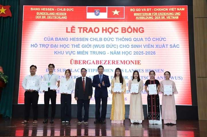 Hessen scholarships awarded to 34 students in Danang - 1 Hessen scholarships awarded to 34 students in Danang - 1