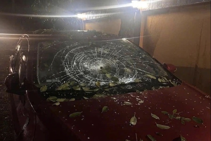 Hailstorms, strong winds injure five, damage 350 houses in northern Vietnam - 2