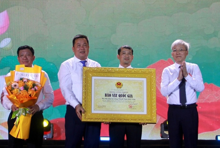 700-year-old cliff inscription in Nghe An recognised as national treasure - 1