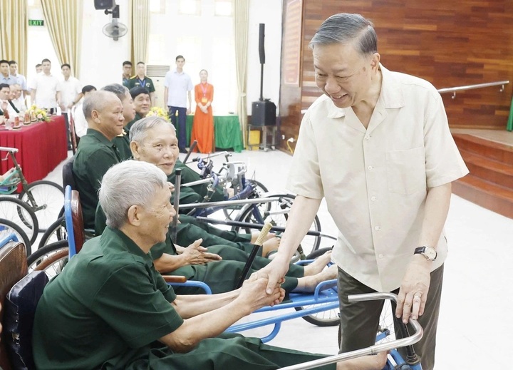 Vietnam eases martyr recognition rules for severely wounded veterans - 1 Vietnam eases martyr recognition rules for severely wounded veterans - 1