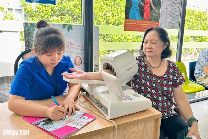 HCM City plans five-tier elderly healthcare system - 1