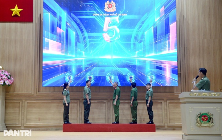 HCM City police launch emergency response unit - 1