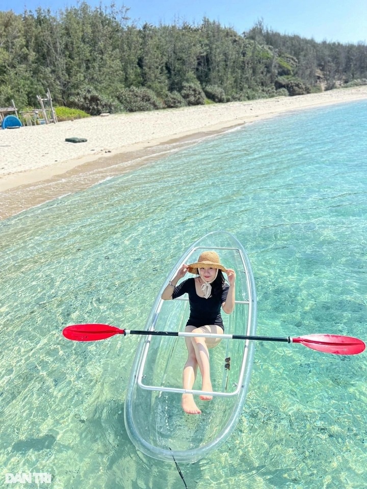 Phu Quy Island targets green tourism growth by 2030 - 1
