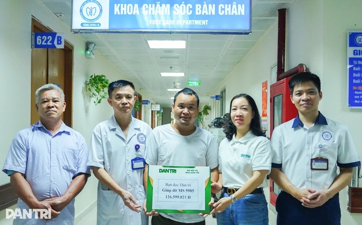 Dantri/DTiNews readers support man after lower-leg amputation - 1