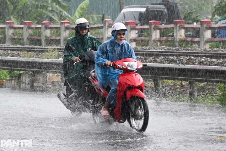 Heavy rain to continue in northern Vietnam - 1 Heavy rain to continue in northern Vietnam - 1