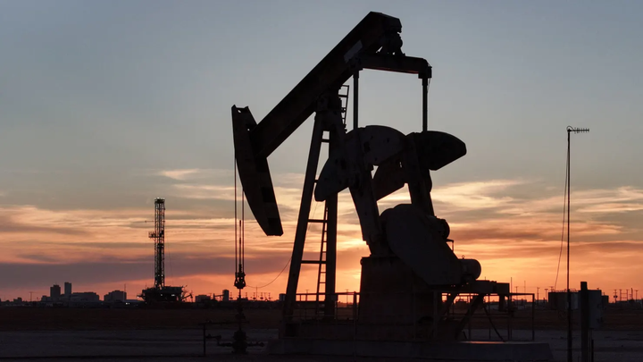 Xung đột leo thang, dầu thô lên 100 USD/thùng? - 1 Xung đột leo thang, dầu thô lên 100 USD/thùng? - 1