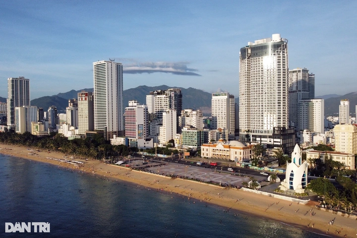 Phương án xử lý trụ sở, nhân sự ở Nha Trang khi xóa thành phố, nhập phường - 1