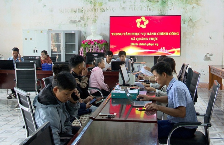 Các xã biên giới, khó khăn hoạt động ổn định, người dân phấn khởi - 1 Các xã biên giới, khó khăn hoạt động ổn định, người dân phấn khởi - 1