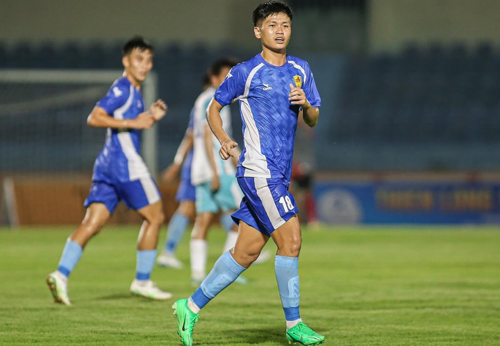 CLB Quảng Nam bỏ giải V-League: Tiếc cho một cái tên! - 1 CLB Quảng Nam bỏ giải V-League: Tiếc cho một cái tên! - 1