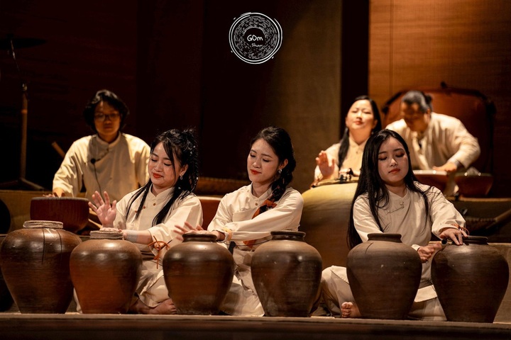 Di sản kết nối người trẻ từ những show diễn - 2 Di sản kết nối người trẻ từ những show diễn - 2