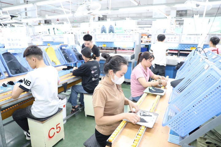 Doanh nghiệp trả lương cao vẫn khó tuyển lao động - 1 Doanh nghiệp trả lương cao vẫn khó tuyển lao động - 1