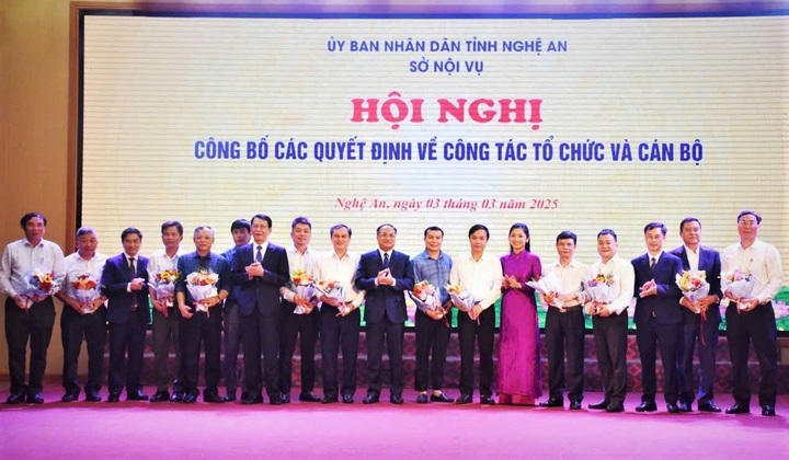 Dấn ấn ngành Nội vụ Nghệ An trong hành trình 80 năm xây dựng và phát triển - 1