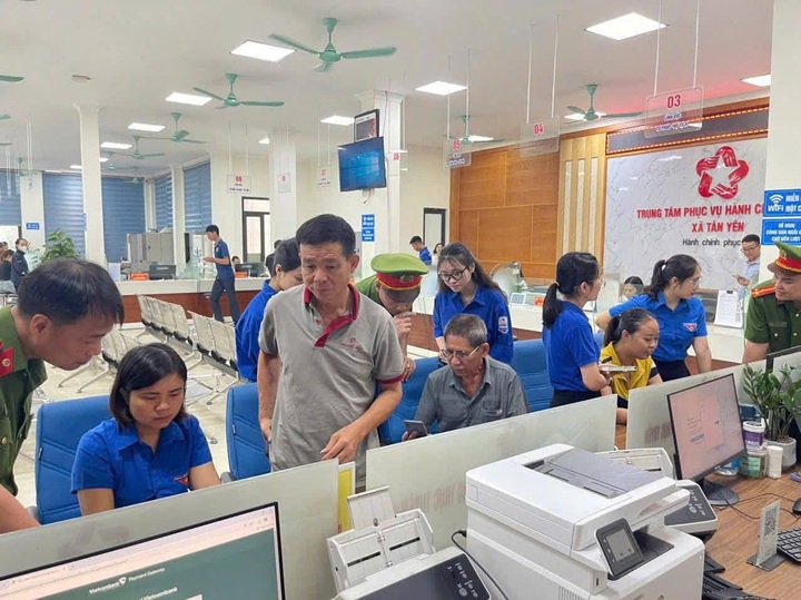 Bắc Ninh: Tháo gỡ vướng mắc để phục vụ người dân hiệu quả hơn - 1 Bắc Ninh: Tháo gỡ vướng mắc để phục vụ người dân hiệu quả hơn - 1