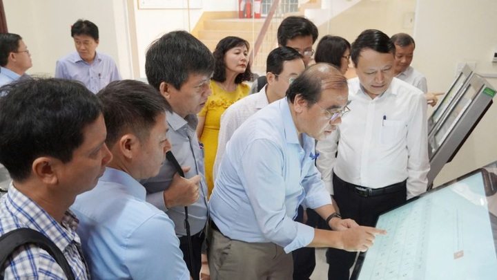 Gỡ điểm nghẽn, thúc đẩy chuyển đổi số ở cơ sở - 2 Gỡ điểm nghẽn, thúc đẩy chuyển đổi số ở cơ sở - 2