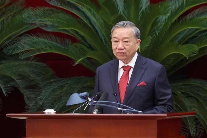 “Không để lọt người chạy chức, chạy quyền, cơ hội, bè phái vào Trung ương” - 1