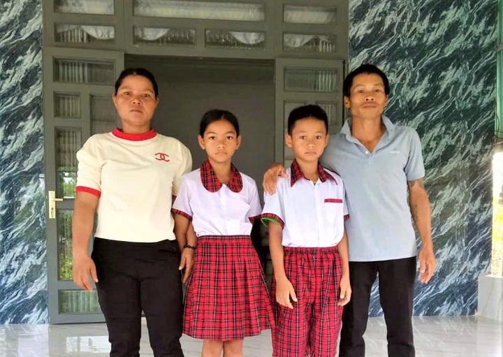 Lâm Đồng chung tay chăm lo cho người nghèo bằng những hành động thiết thực - 3 Lâm Đồng chung tay chăm lo cho người nghèo bằng những hành động thiết thực - 3