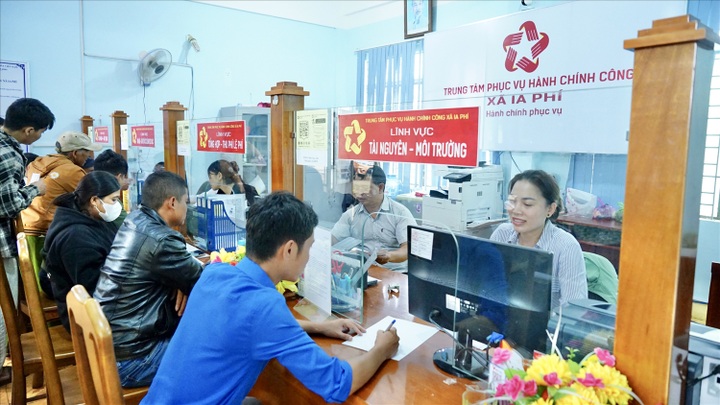 Chính quyền địa phương 2 cấp:Tháo gỡ điểm nghẽn nhân lực - 1