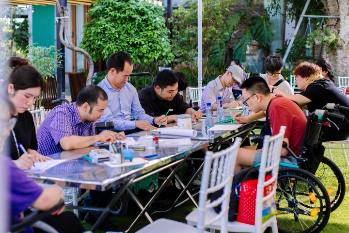 Truyền cảm hứng lãnh đạo cho người khuyết tật - 4