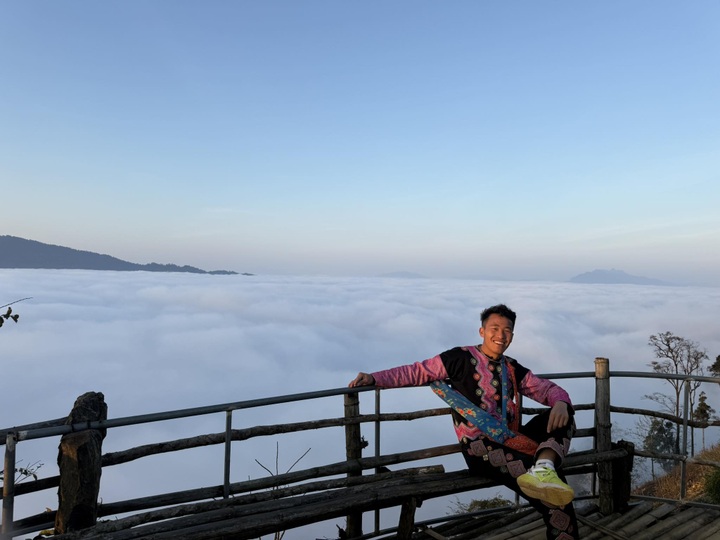 Chàng trai Mông gieo giấc mơ làm giàu trên đất Hang Kia - 2