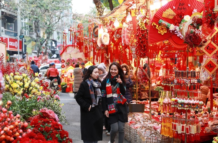 “Nóng” du lịch Tết Bính Ngọ - 1 “Nóng” du lịch Tết Bính Ngọ - 1